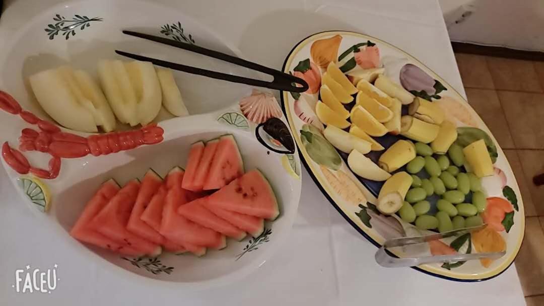 Vingaker Hotell Bagian luar foto